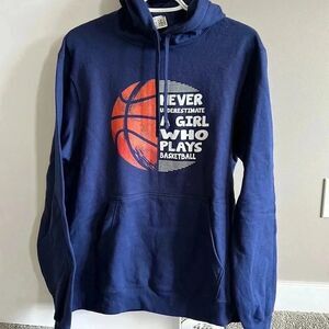 NWT  Sweatshirt